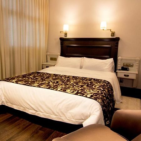 Avent Verahotel Dış mekan fotoğraf