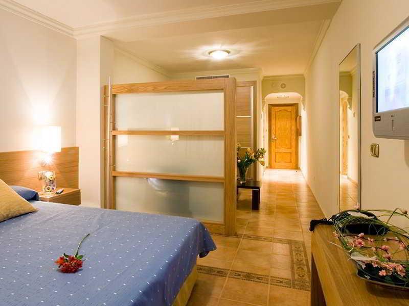 Avent Verahotel Dış mekan fotoğraf